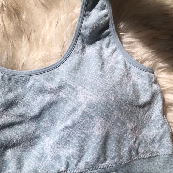 SPORTS BRA - Picture 2 of 11